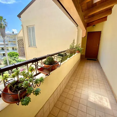 Residenza Le Quattro Palme Apartamento *
